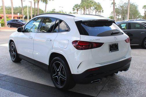 2025 Mercedes-Benz GLA 250 Base