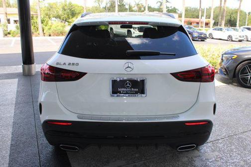 2025 Mercedes-Benz GLA 250 Base