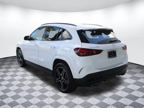 2025 Mercedes-Benz GLA 250 Base