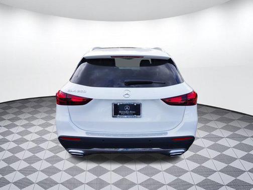 2025 Mercedes-Benz GLA 250 Base