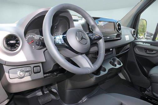 2025 Mercedes-Benz Sprinter 2500 High Roof