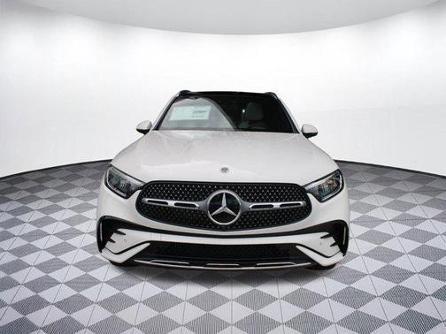 2026 Mercedes-Benz GLC 300 4MATIC