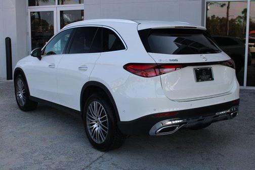 2025 Mercedes-Benz GLC 300 Base