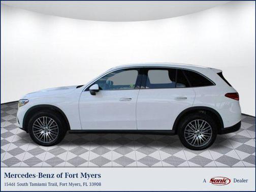 2025 Mercedes-Benz GLC 300 Base