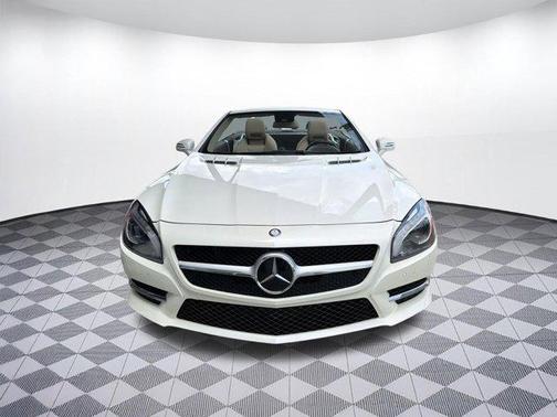 White 2015 Mercedes-Benz SL-Class SL 550