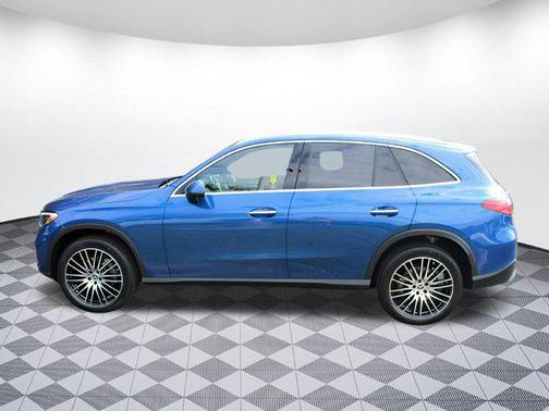 2025 Mercedes-Benz GLC 300 Base