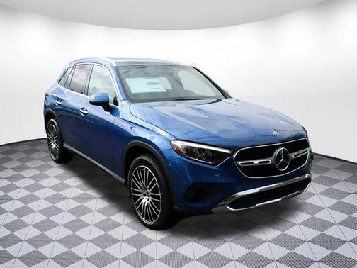 2025 Mercedes-Benz GLC 300 Base