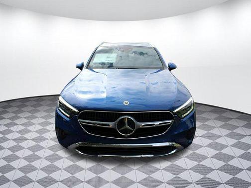 2025 Mercedes-Benz GLC 300 Base