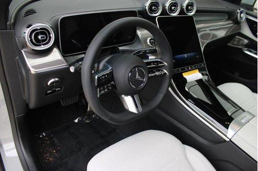 2026 Mercedes-Benz GLC 300 Base