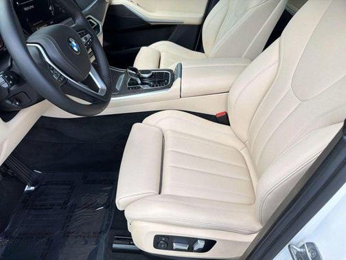 Alpine White 2022 BMW X5 xDrive40i