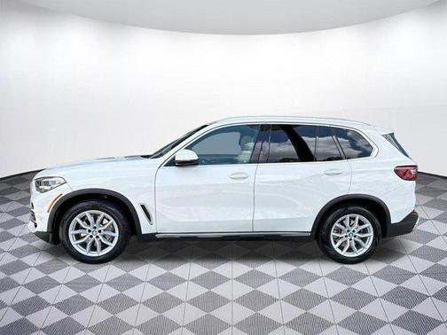 Alpine White 2022 BMW X5 xDrive40i