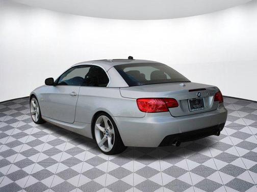 2011 BMW 335 335i