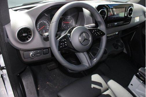 2026 Mercedes-Benz Sprinter 2500 Standard Roof