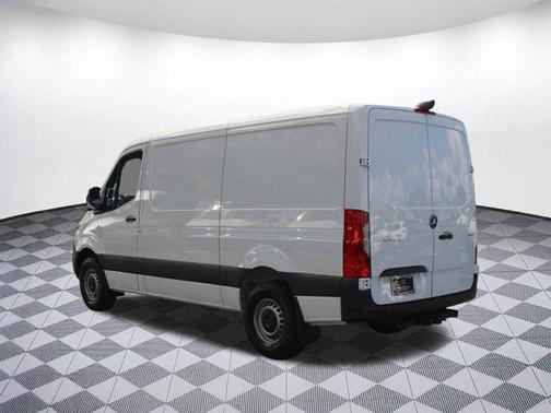 2026 Mercedes-Benz Sprinter 2500 Standard Roof
