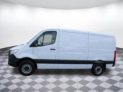 2025 Mercedes-Benz Sprinter 2500 Standard Roof