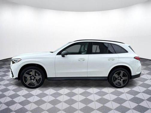 Polar White 2026 Mercedes-Benz GLC 300 Base
