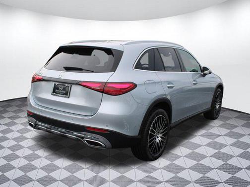 2025 Mercedes-Benz GLC 300 Base