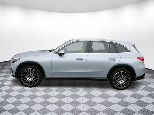 2025 Mercedes-Benz GLC 300 Base