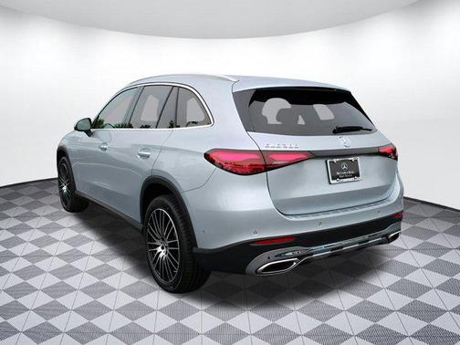2025 Mercedes-Benz GLC 300 Base
