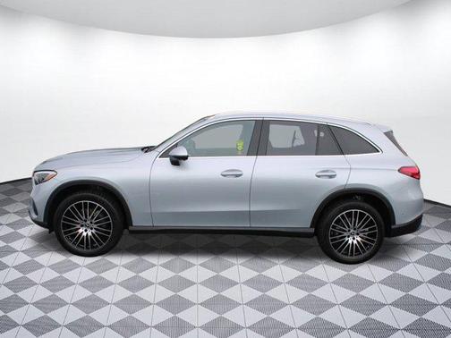 2025 Mercedes-Benz GLC 300 Base
