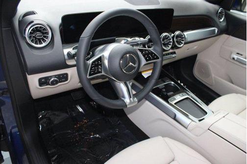 2026 Mercedes-Benz GLB 250 Base