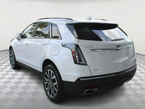 2022 Cadillac XT5 Sport