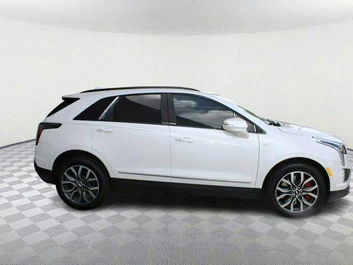 2022 Cadillac XT5 Sport