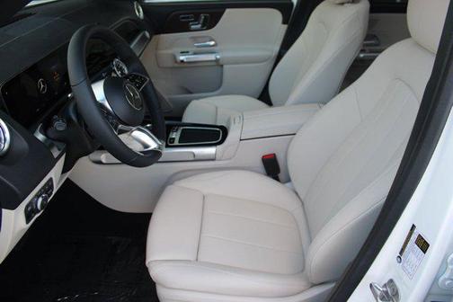 2026 Mercedes-Benz GLB 250 Base