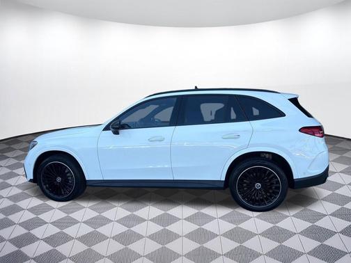 Polar White 2026 Mercedes-Benz GLC 300 Base