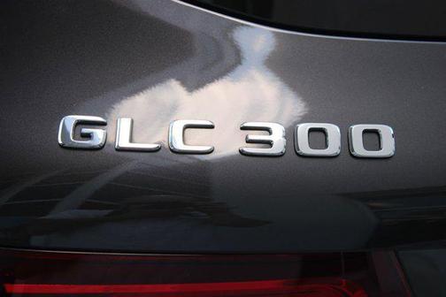 2022 Mercedes-Benz GLC 300 Base