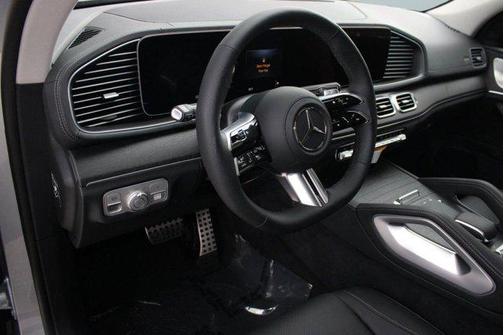 2026 Mercedes-Benz GLS 450 4MATIC