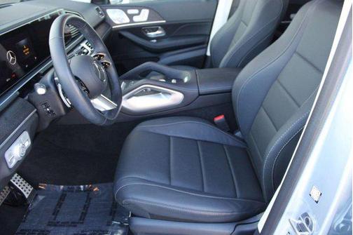 2026 Mercedes-Benz GLS 450 4MATIC