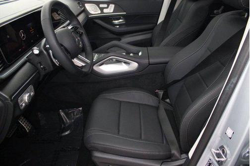 2026 Mercedes-Benz GLS 450 4MATIC