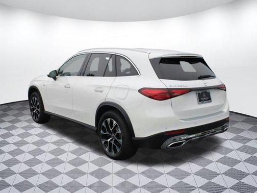 2025 Mercedes-Benz GLC 350e Base
