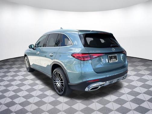 Silver 2025 Mercedes-Benz GLC 300 Base