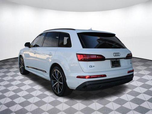 2023 Audi Q7 55 Prestige
