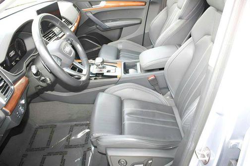 2023 Audi Q5 55 S line Prestige