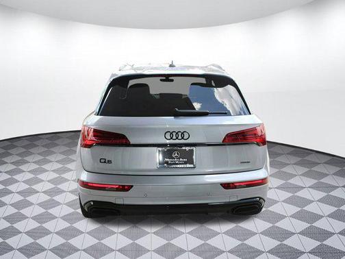 2023 Audi Q5 55 S line Prestige