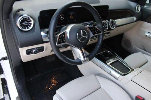 2025 Mercedes-Benz GLB 250 Base