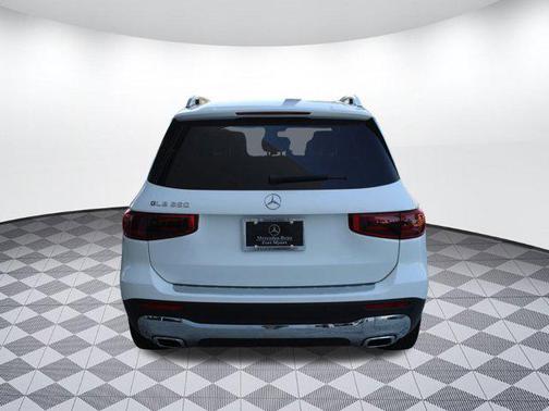 2025 Mercedes-Benz GLB 250 Base