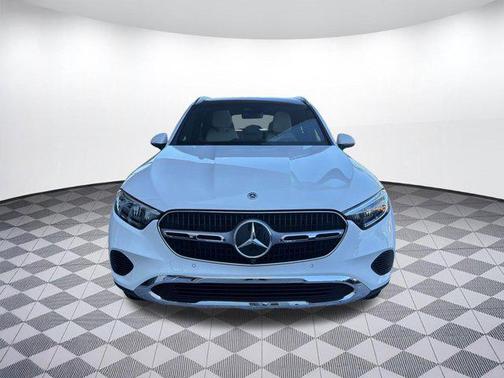Polar White 2026 Mercedes-Benz GLC 300 Base