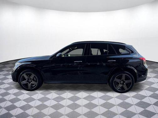 2026 Mercedes-Benz GLC 300 Base