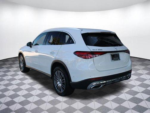 2025 Mercedes-Benz GLC 300 Base