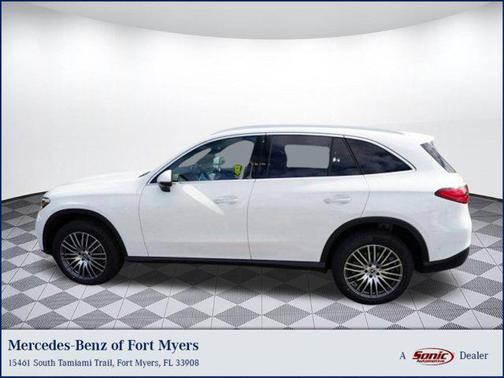 2025 Mercedes-Benz GLC 300 Base