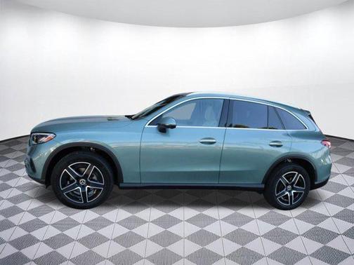 2026 Mercedes-Benz GLC 300 4MATIC