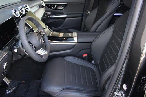 Graphite Grey Metallic 2026 Mercedes-Benz GLC 300 Base