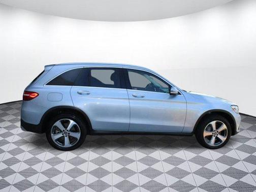 2017 Mercedes-Benz GLC 300 4MATIC