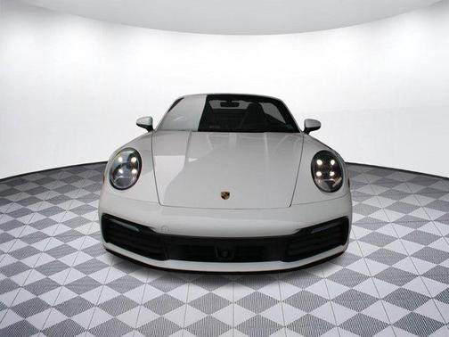 2020 Porsche 911 Carrera 4S Cabriolet