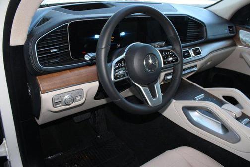 2021 Mercedes-Benz GLS 450 4MATIC