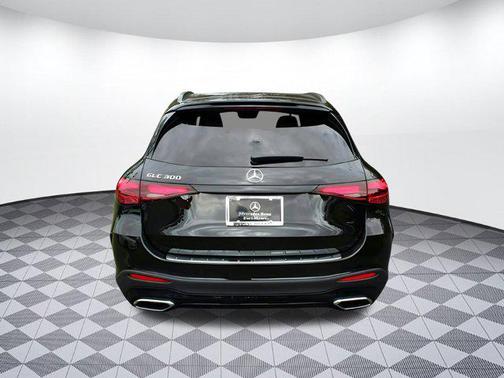 2025 Mercedes-Benz GLC 300 Base